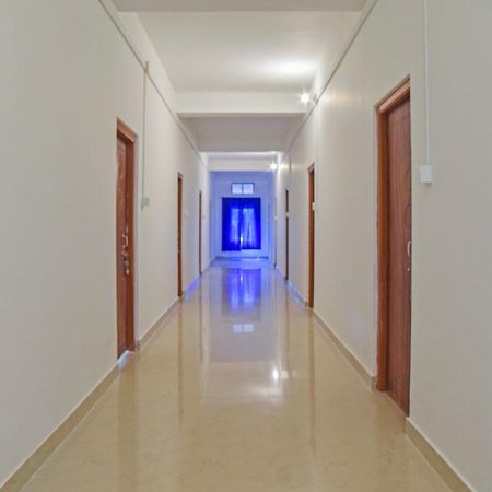 Spot On Jp Guest House Kaharpara Экстерьер фото