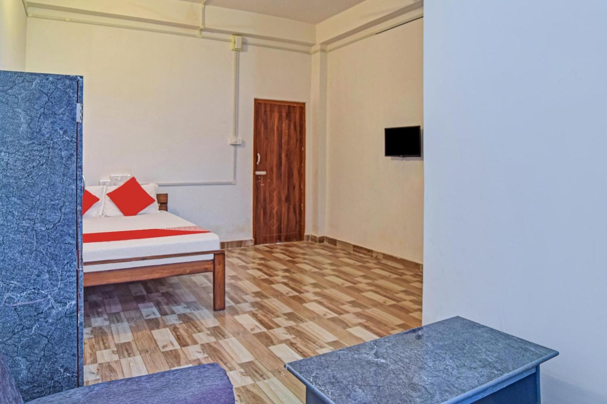 Spot On Jp Guest House Kaharpara Экстерьер фото